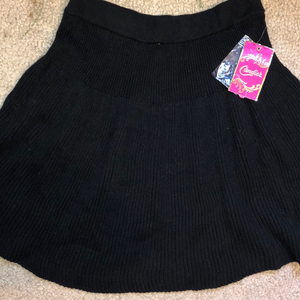 Black skirt